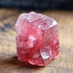 Tourmaline Rose le monde des minéraux